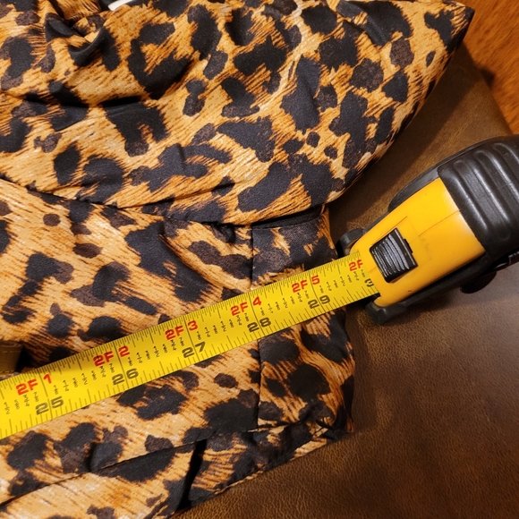 NWT Cato super lightweight animal print Vest. - Picture 6 of 8